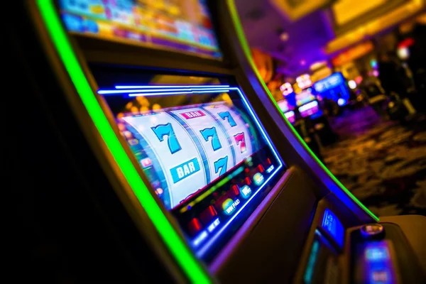 kit4d platform dashboard showing football betting, live casino, and slot games